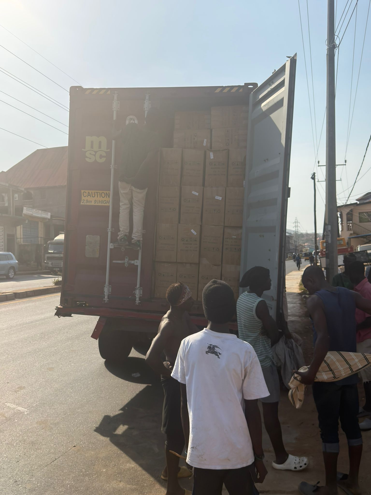 40ft container packed with stock from China